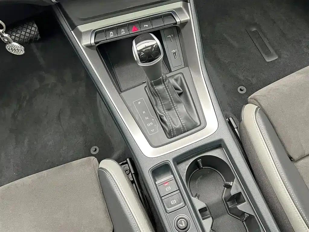 Audi Q3 2021 35 TFSI Progressive Dynamic — миниатюра 23