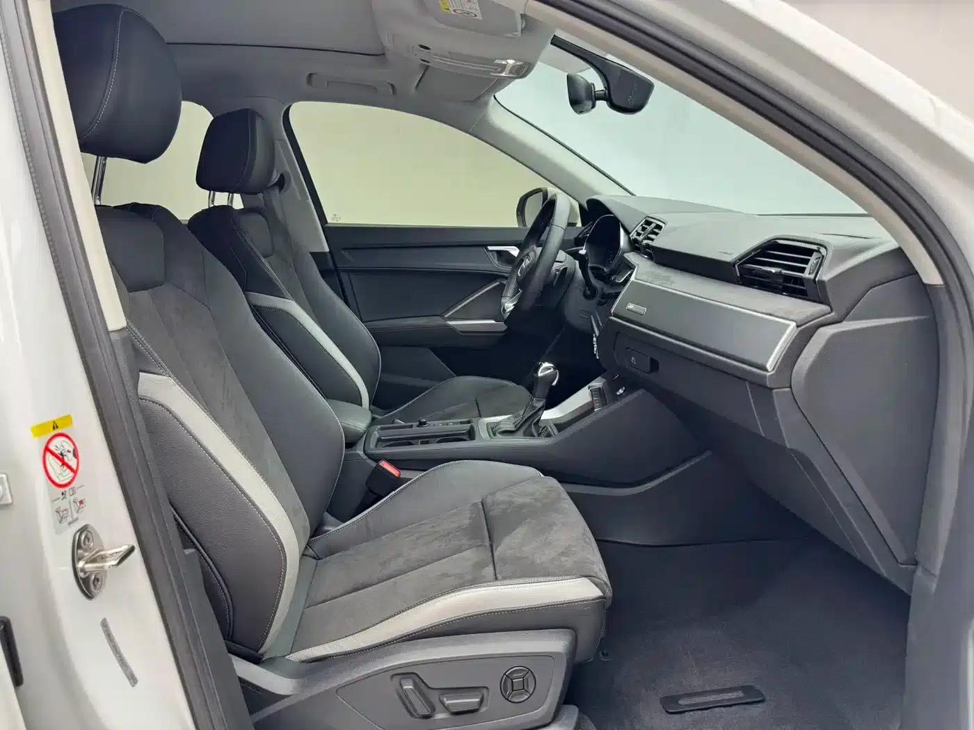 Audi Q3 2022 35 TFSI Fashion Dynamic Edition — миниатюра 9