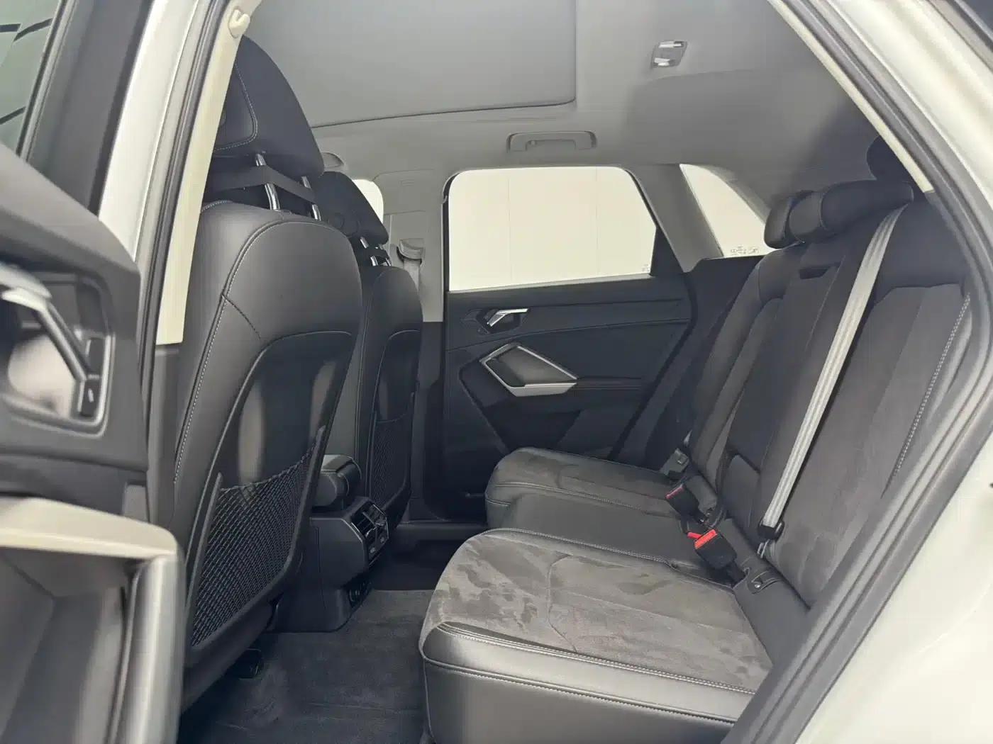 Audi Q3 2022 35 TFSI Progressive Dynamic — миниатюра 6