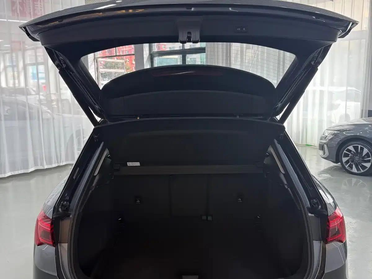 Audi Q3 2021 35 TFSI Enjoy Life Edition — миниатюра 10