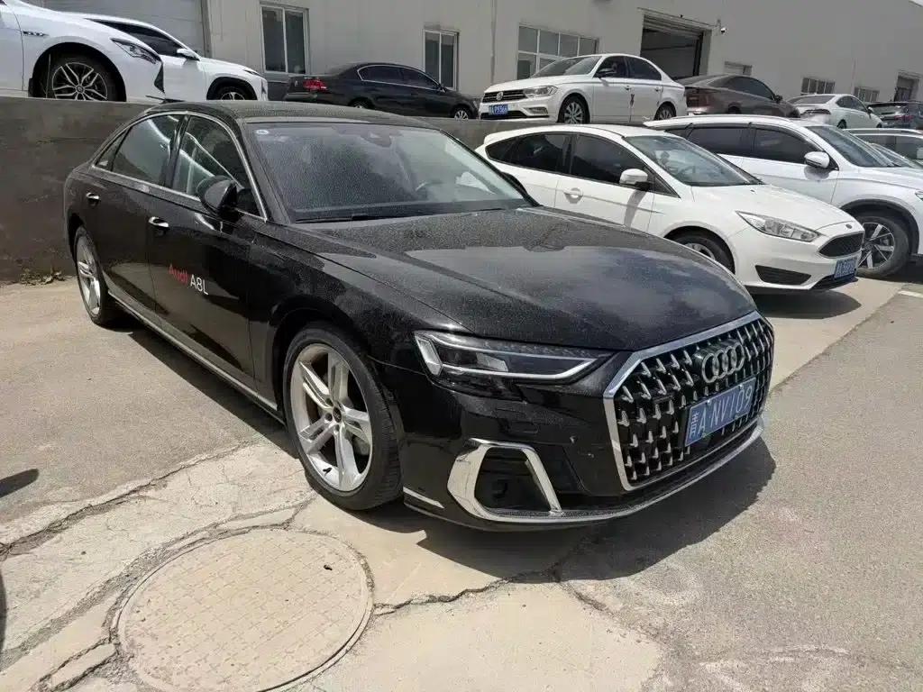 2023 Audi A8 A8L 50 TFSI quattro Premium Edition — миниатюра 3