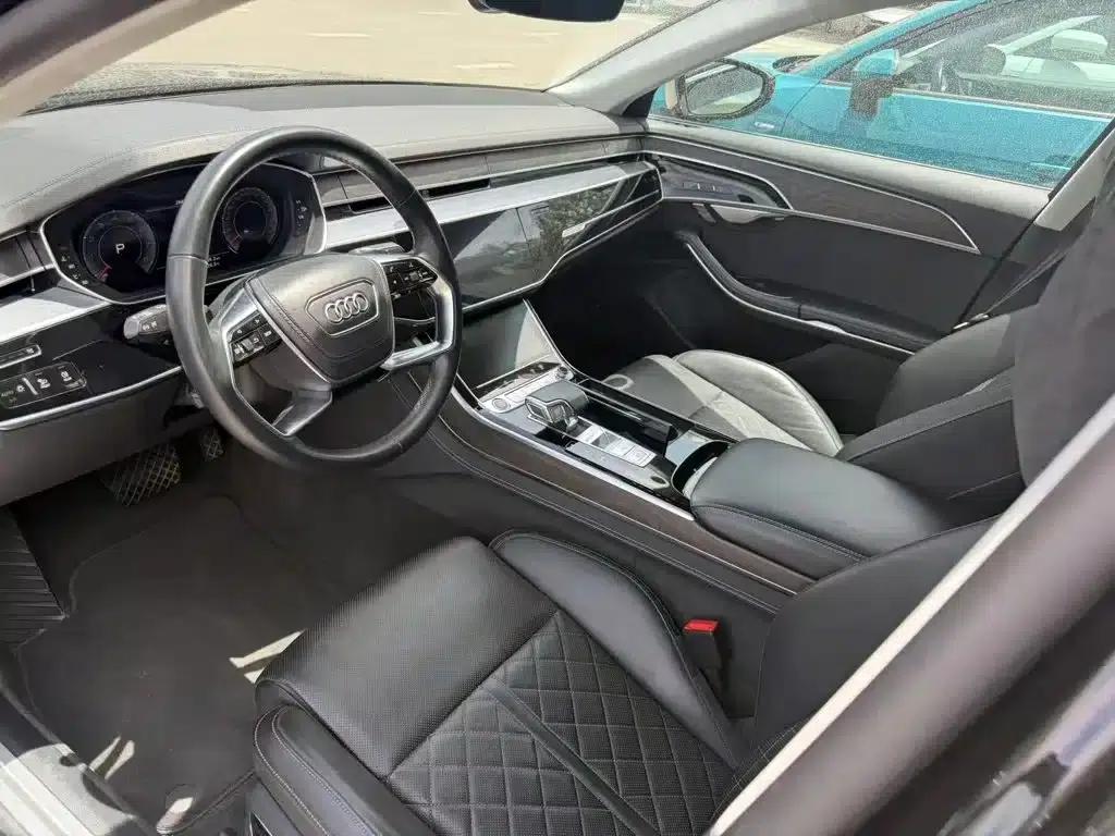2023 Audi A8 A8L 50 TFSI quattro Premium Edition — миниатюра 7