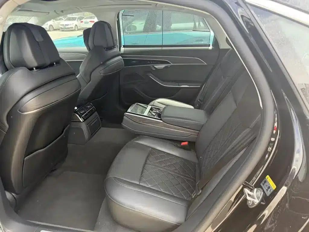 2023 Audi A8 A8L 50 TFSI quattro Premium Edition — миниатюра 8