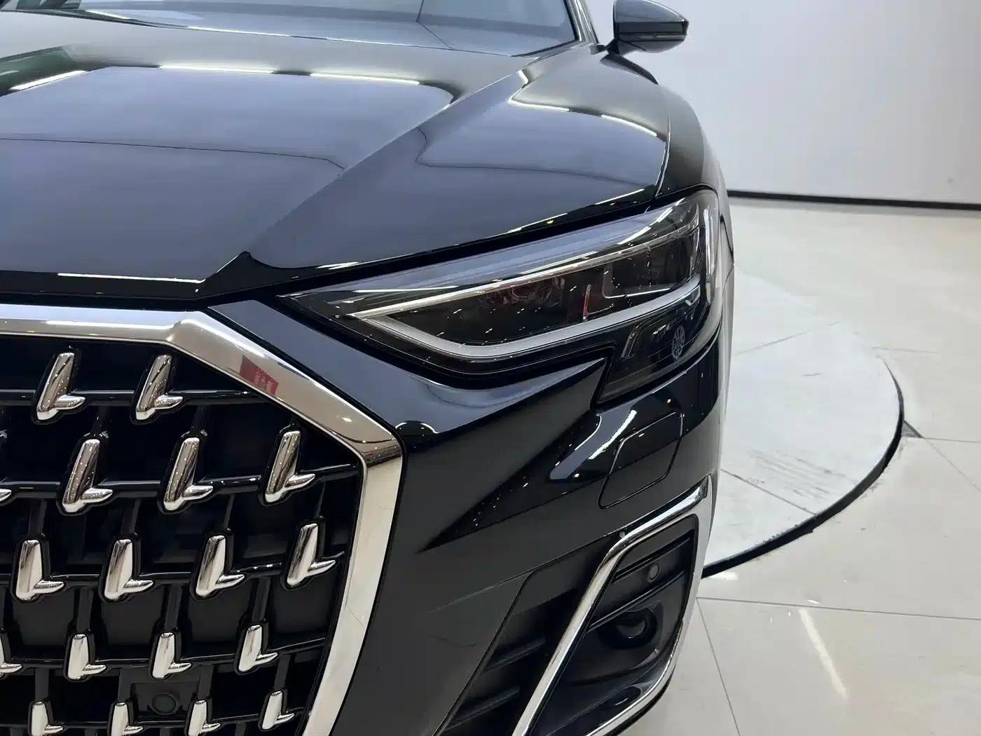 2023 Audi A8 A8L 45 TFSI quattro Luxury — миниатюра 18