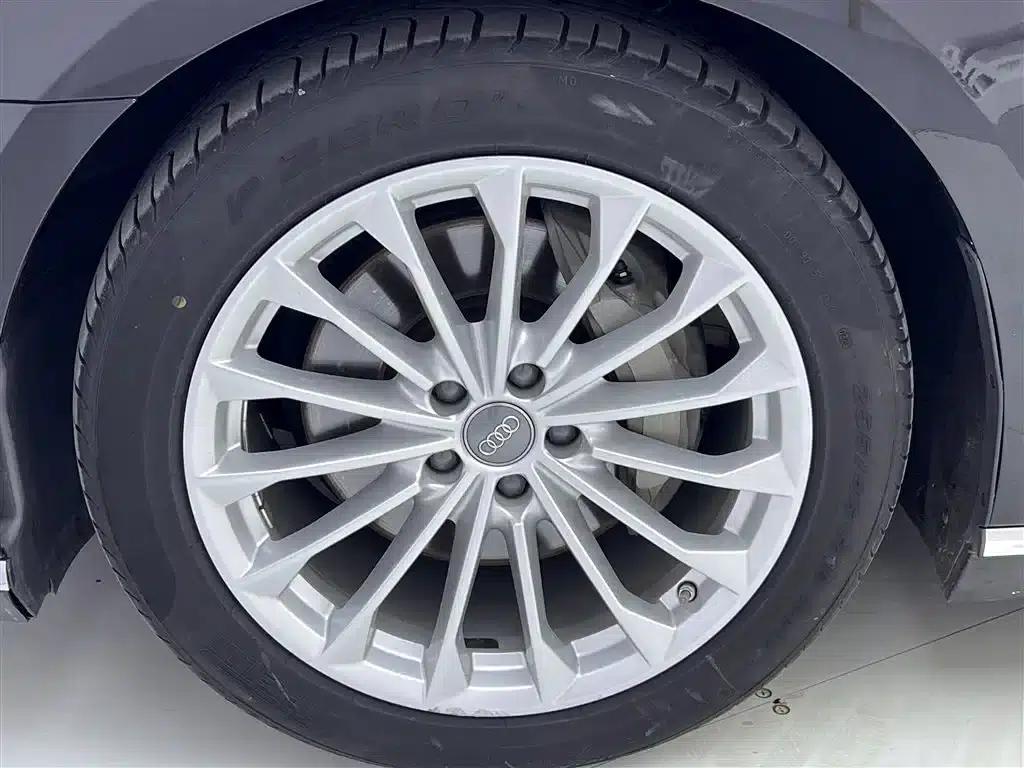 Audi A8 2019 Facelift Plus A8L 50 TFSI quattro Comfort — миниатюра 11
