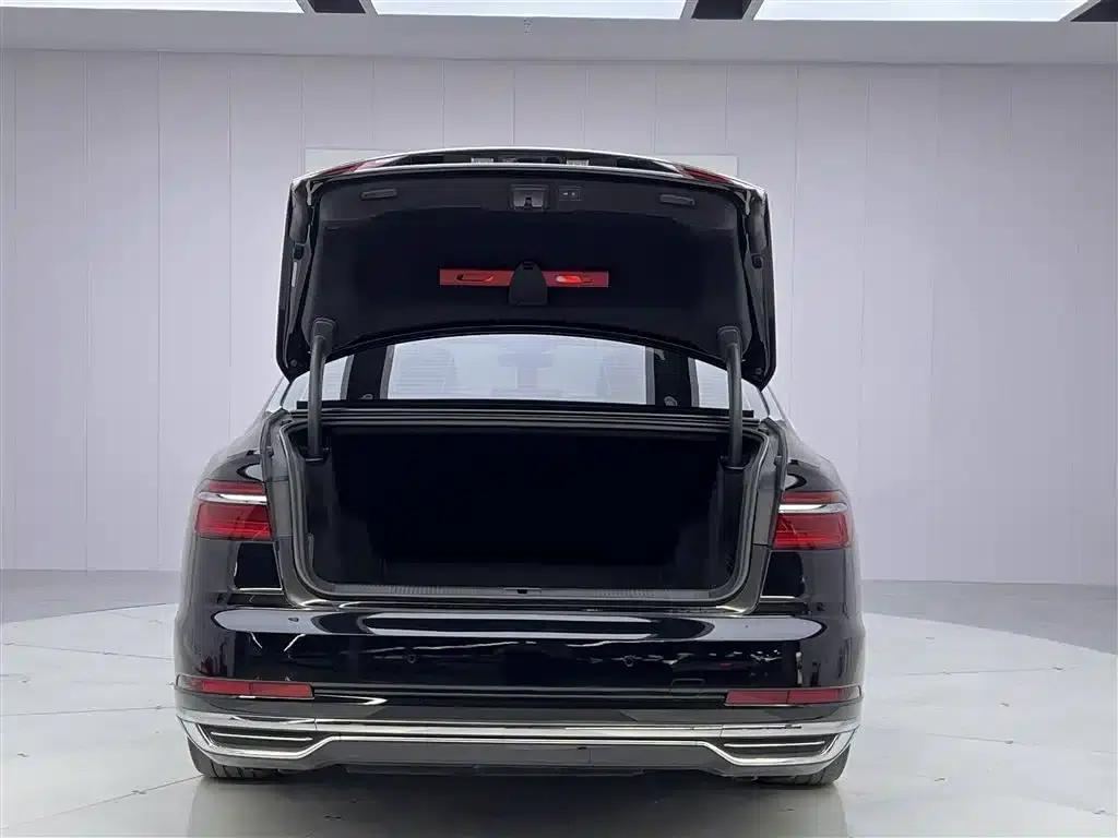 Audi A8 2019 Facelift Plus A8L 50 TFSI quattro Comfort — миниатюра 13