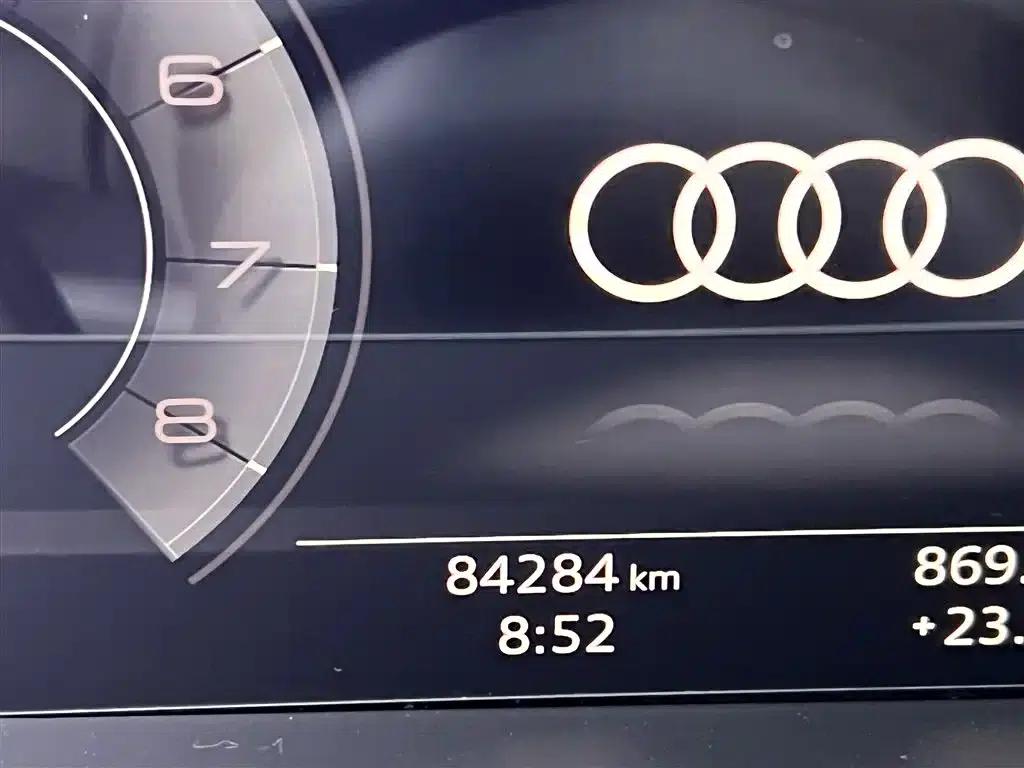 Audi A8 2019 Facelift Plus A8L 50 TFSI quattro Comfort — миниатюра 17