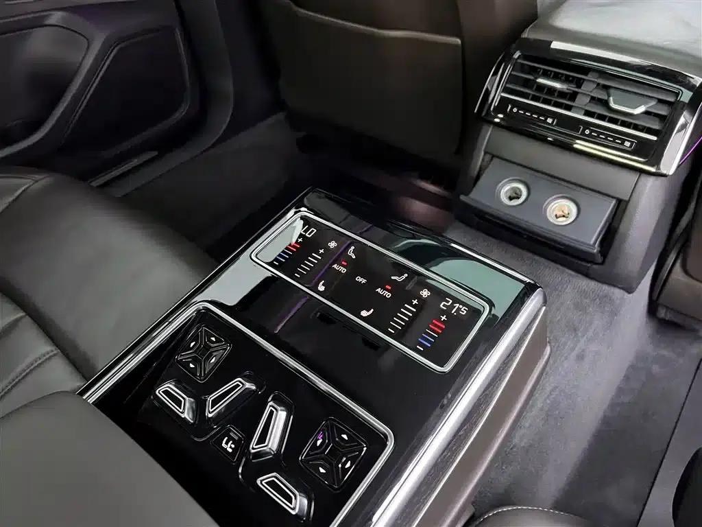 Audi A8 2019 Facelift Plus A8L 50 TFSI quattro Comfort — миниатюра 23