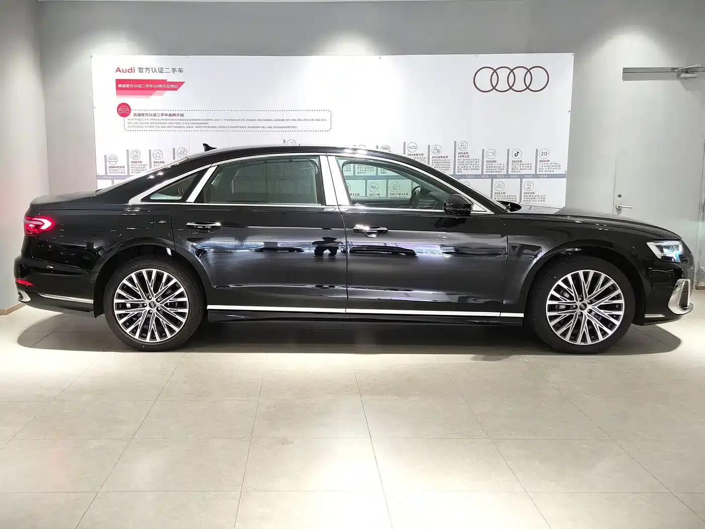 2024 Audi A8 A8L 50 TFSI quattro Premium Edition — миниатюра 3