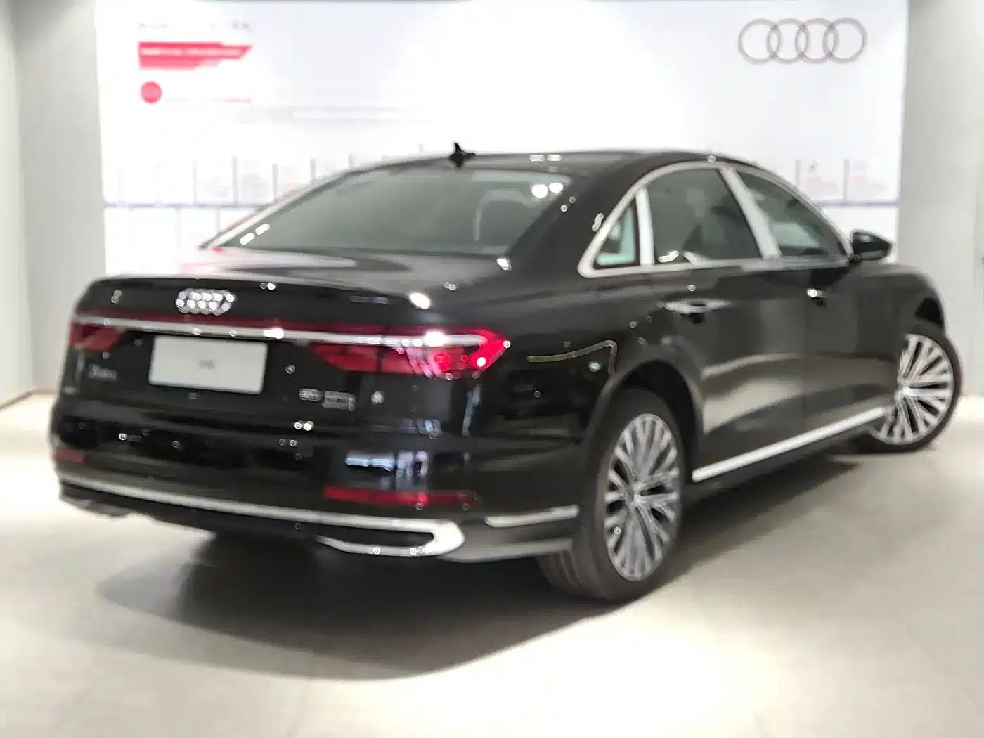 2024 Audi A8 A8L 50 TFSI quattro Premium Edition — миниатюра 4