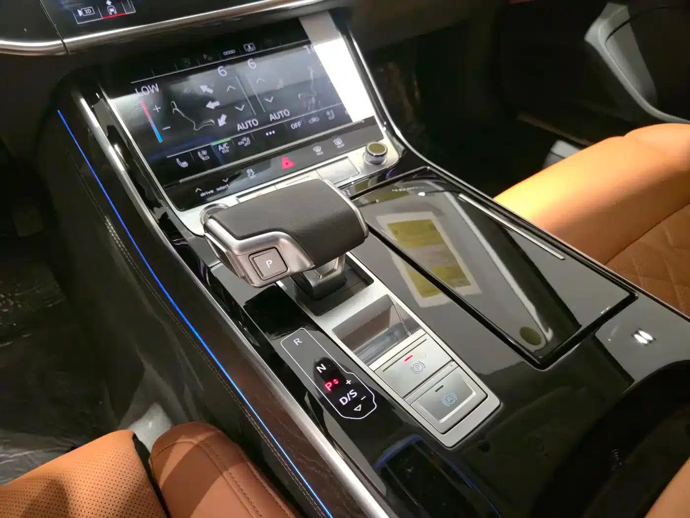 2024 Audi A8 A8L 50 TFSI quattro Premium Edition — миниатюра 9
