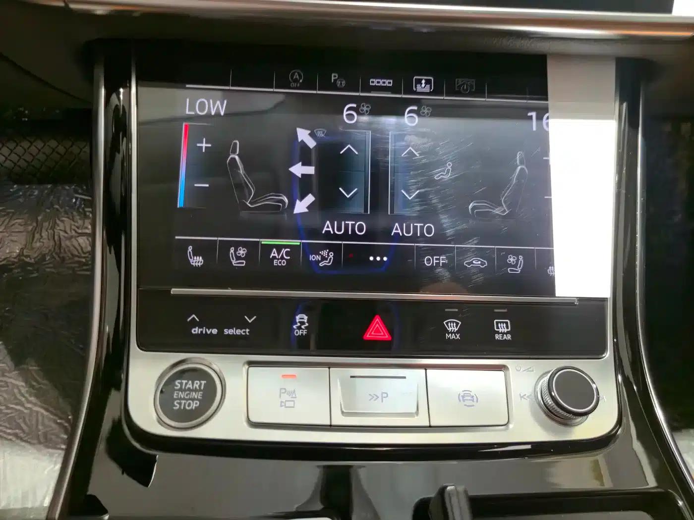 2024 Audi A8 A8L 50 TFSI quattro Premium Edition — миниатюра 10
