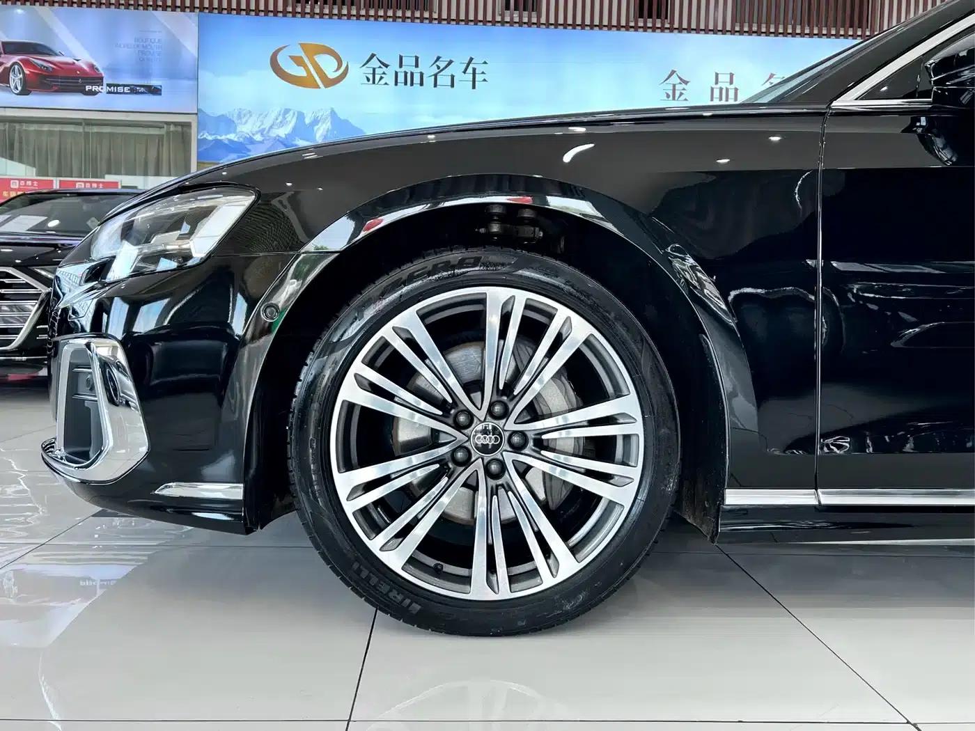 2024 Audi A8 A8L 50 TFSI quattro Premium Edition — миниатюра 26