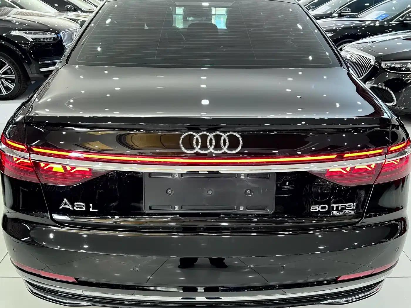 2024 Audi A8 A8L 50 TFSI quattro Premium Edition — миниатюра 4