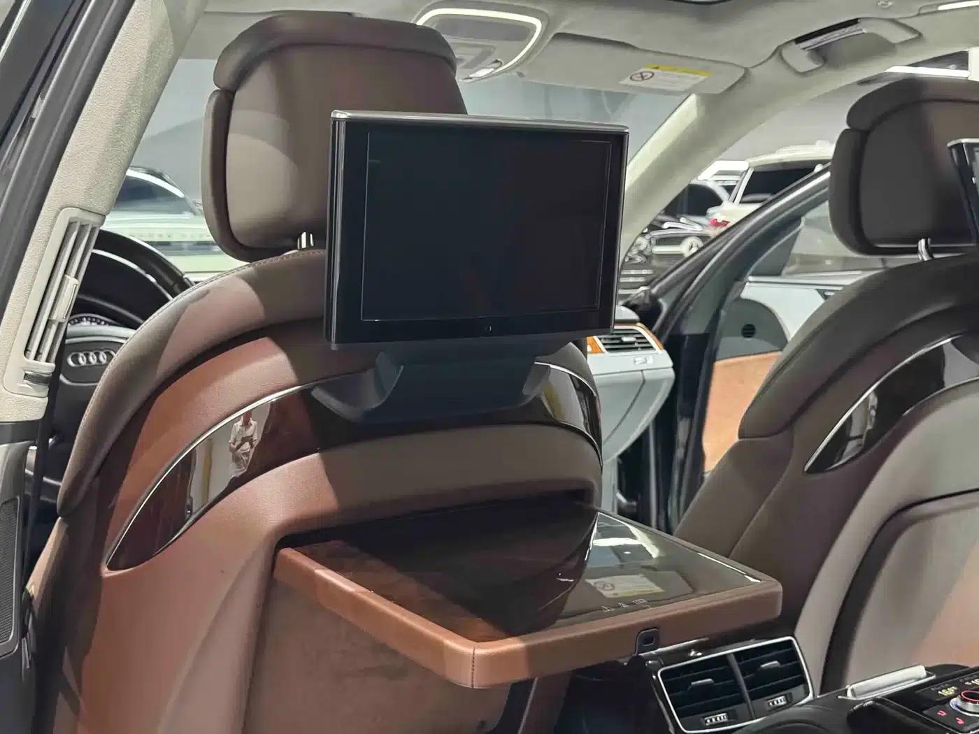 2016 Audi A8 A8L 6.3 FSI W12 quattro Flagship Model — миниатюра 18
