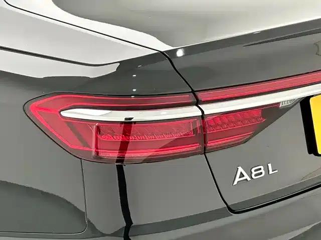 Audi A8 2019 Plus A8L 50 TFSI quattro Luxury — миниатюра 14