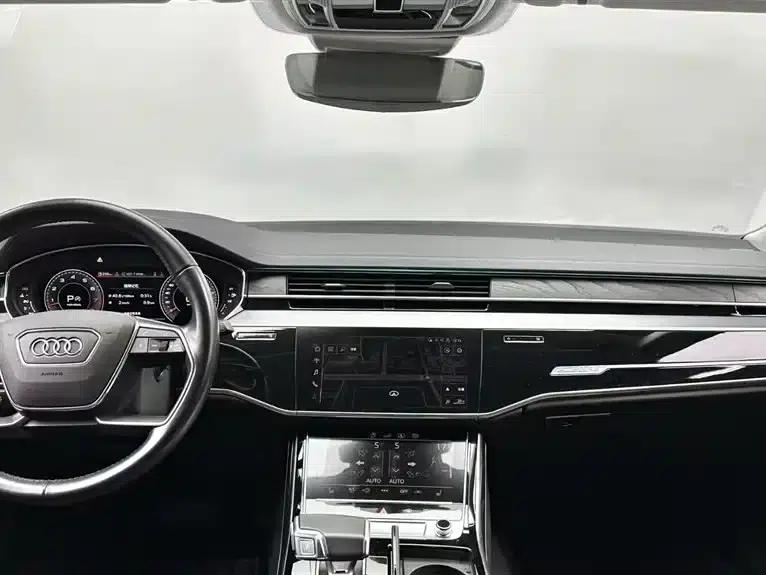 2019 Audi A8 A8L 50 TFSI quattro Comfort — миниатюра 12