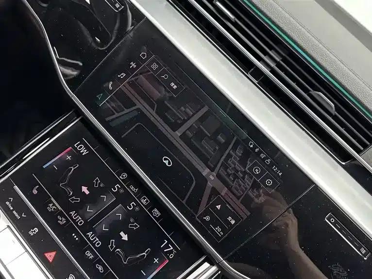 2019 Audi A8 A8L 50 TFSI quattro Comfort — миниатюра 9