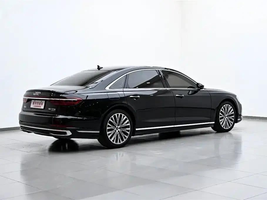 2024 Audi A8 A8L 50 TFSI quattro Premium Edition — миниатюра 3