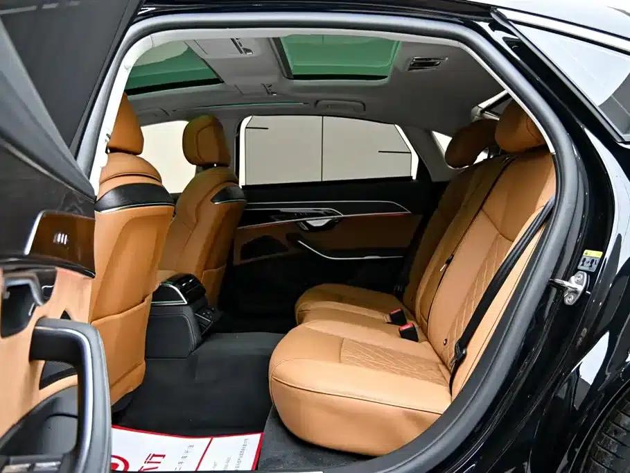 2024 Audi A8 A8L 50 TFSI quattro Premium Edition — миниатюра 6