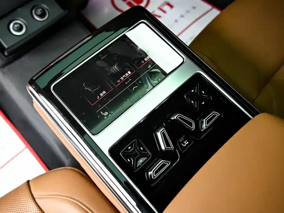 2024 Audi A8 A8L 50 TFSI quattro Premium Edition — миниатюра 10