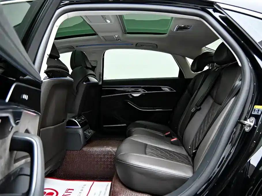 Audi A8 PHEV 2022 A8L 60 TFSIe quattro Collector's Edition — миниатюра 12