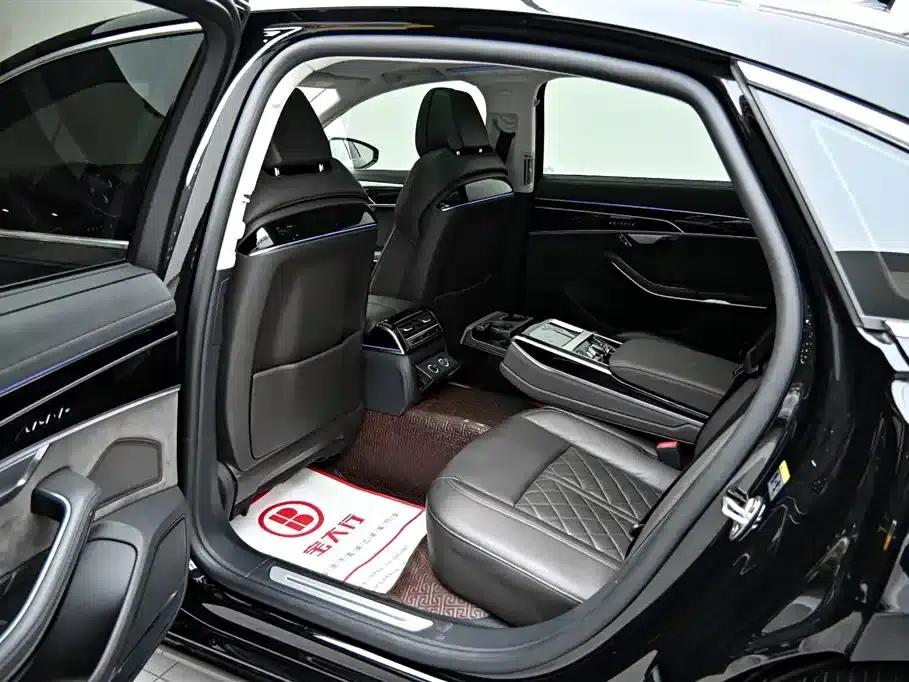 Audi A8 PHEV 2022 A8L 60 TFSIe quattro Collector's Edition — миниатюра 13