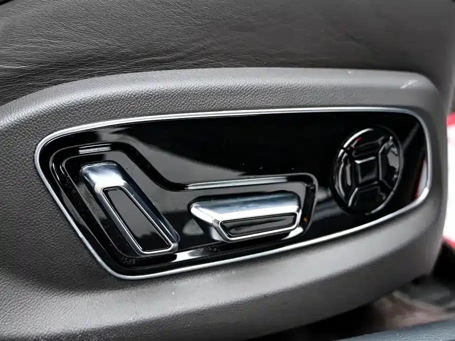 Audi A8 PHEV 2022 A8L 60 TFSIe quattro Collector's Edition — миниатюра 29