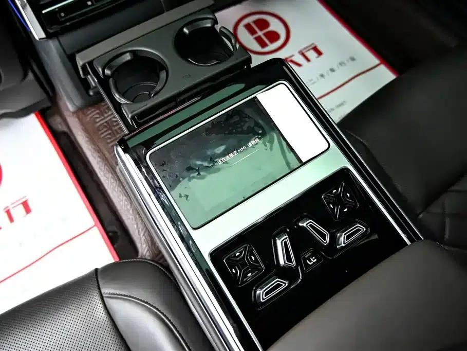 Audi A8 PHEV 2022 A8L 60 TFSIe quattro Collector's Edition — миниатюра 35