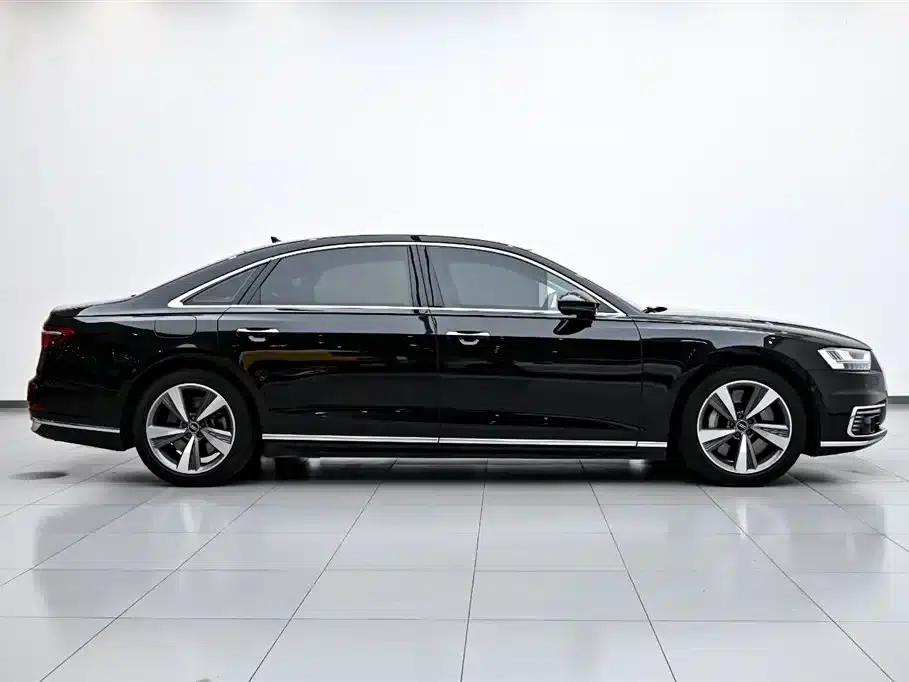 Audi A8 PHEV 2022 A8L 60 TFSIe quattro Collector's Edition — миниатюра 6