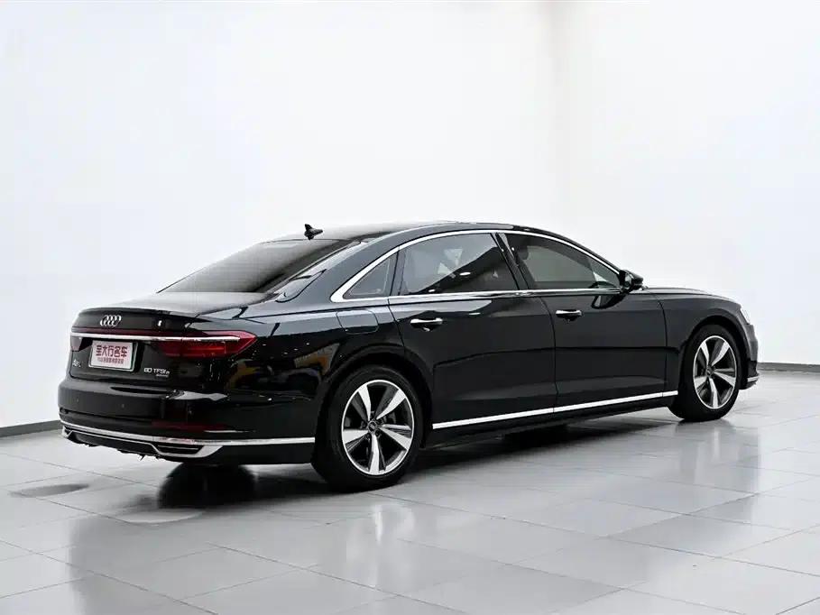 Audi A8 PHEV 2022 A8L 60 TFSIe quattro Collector's Edition — миниатюра 7