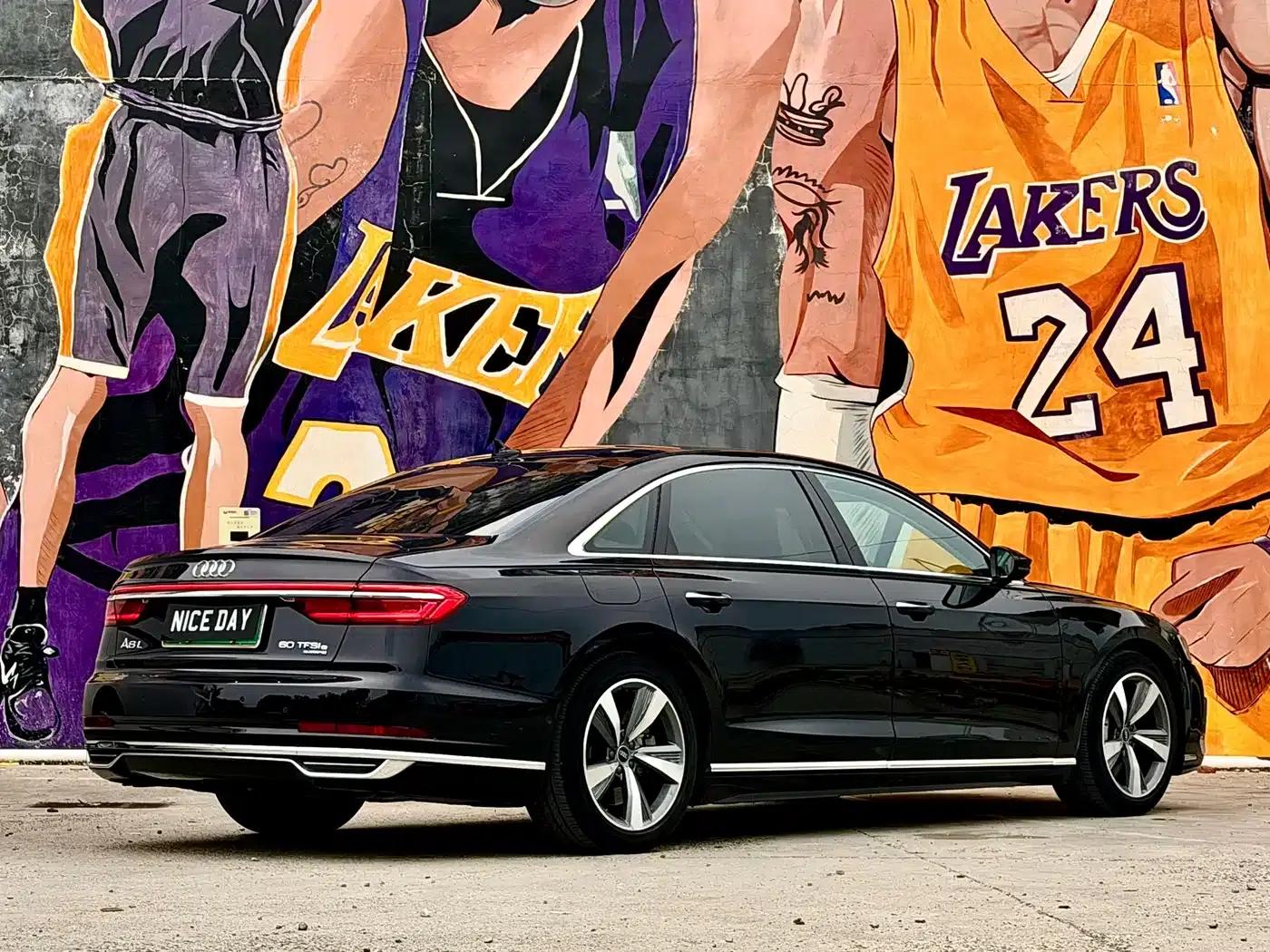 Audi A8 PHEV 2022 A8L 60 TFSIe quattro Collector's Edition — миниатюра 4