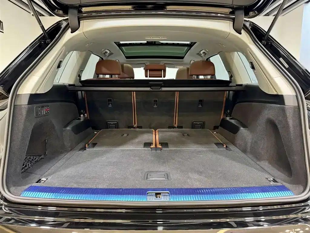 Audi Q7 2023 45 TFSI quattro S line Sport — миниатюра 12