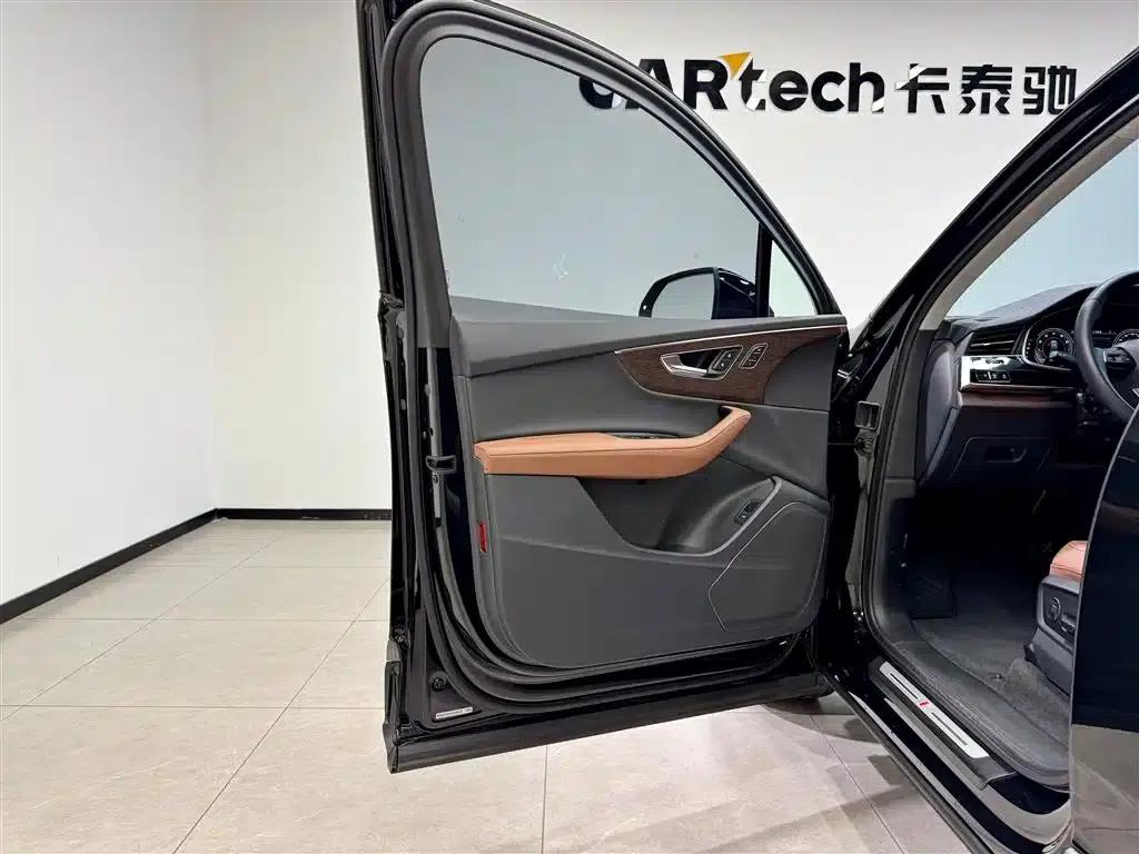 Audi Q7 2023 45 TFSI quattro S line Sport — миниатюра 17