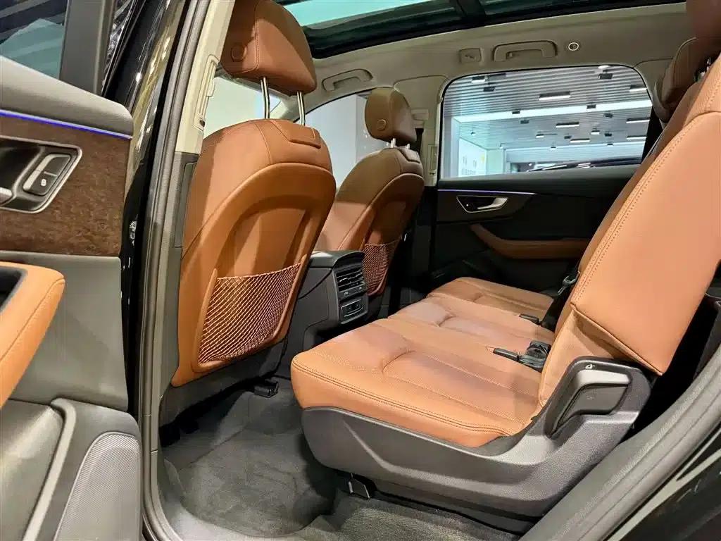 Audi Q7 2023 45 TFSI quattro S line Sport — миниатюра 28