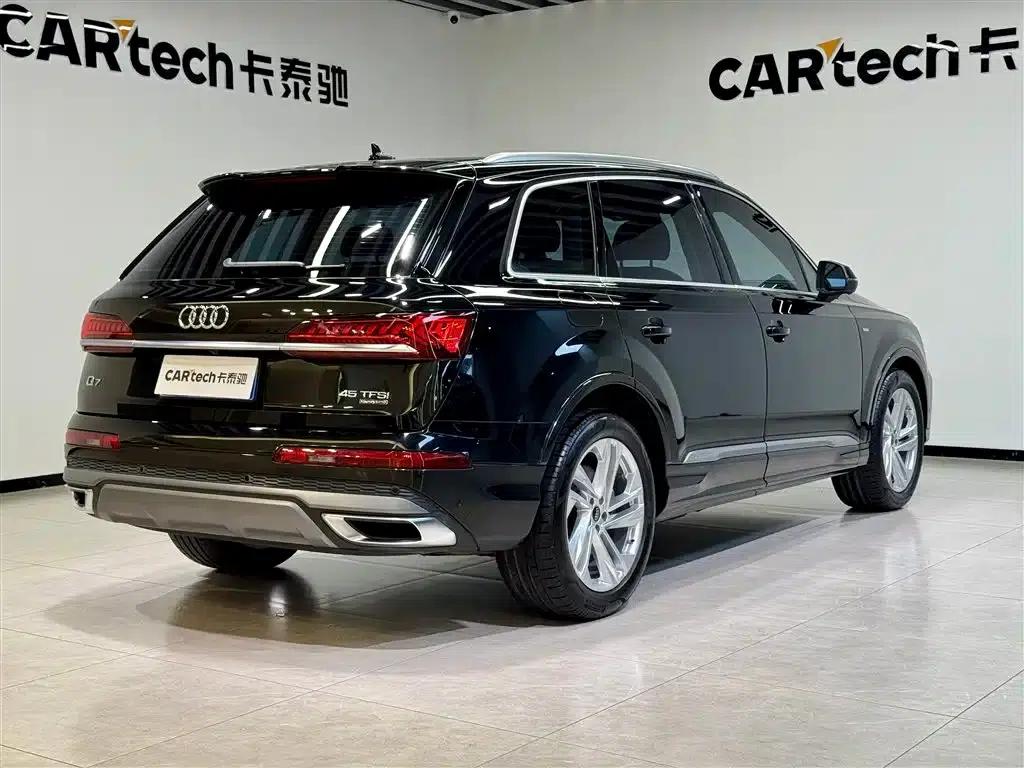 Audi Q7 2023 45 TFSI quattro S line Sport — миниатюра 4