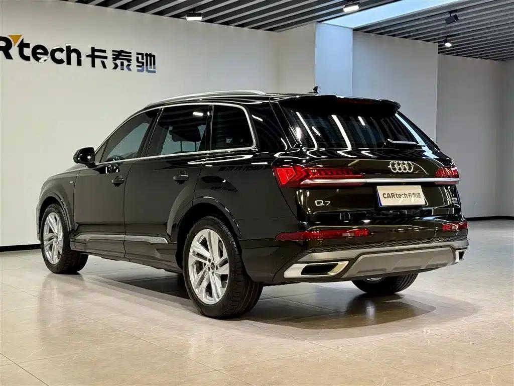 Audi Q7 2023 45 TFSI quattro S line Sport — миниатюра 6