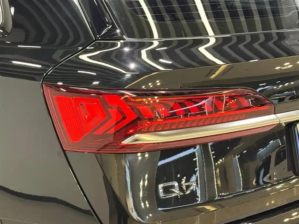 Audi Q7 2023 45 TFSI quattro S line Sport — миниатюра 9