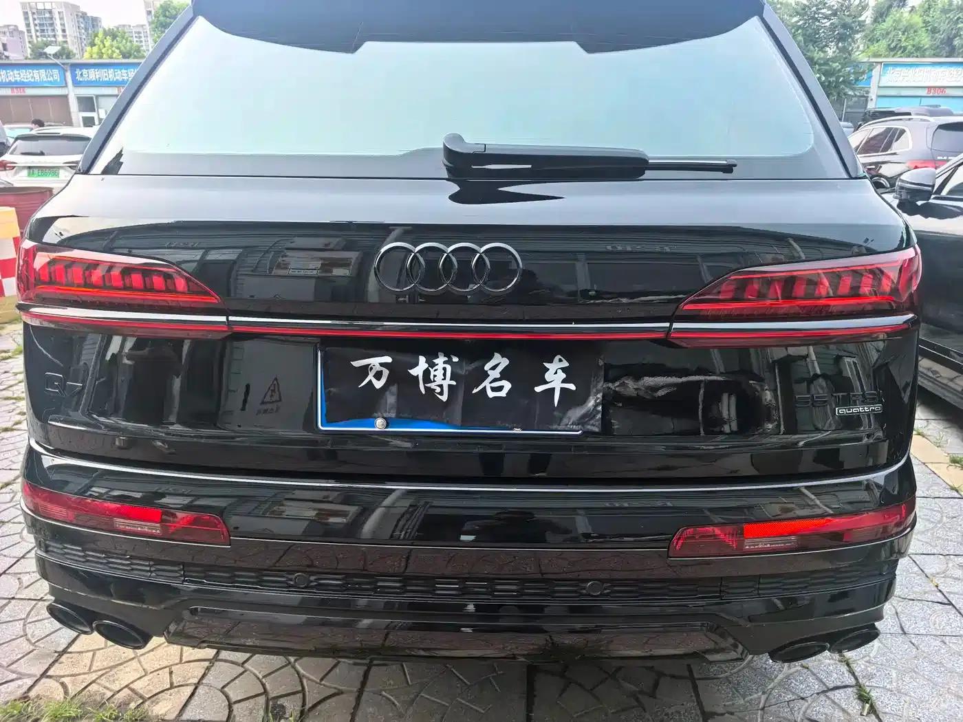 Audi Q7 2023 55 TFSI quattro S line Sport — миниатюра 13
