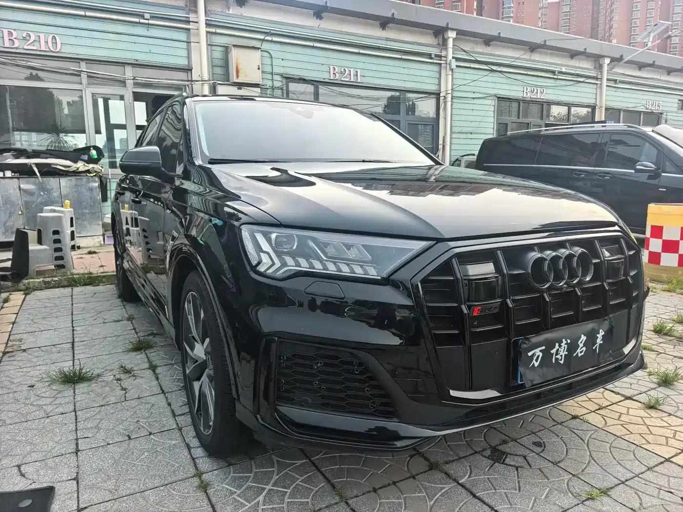 Audi Q7 2023 55 TFSI quattro S line Sport — миниатюра 3