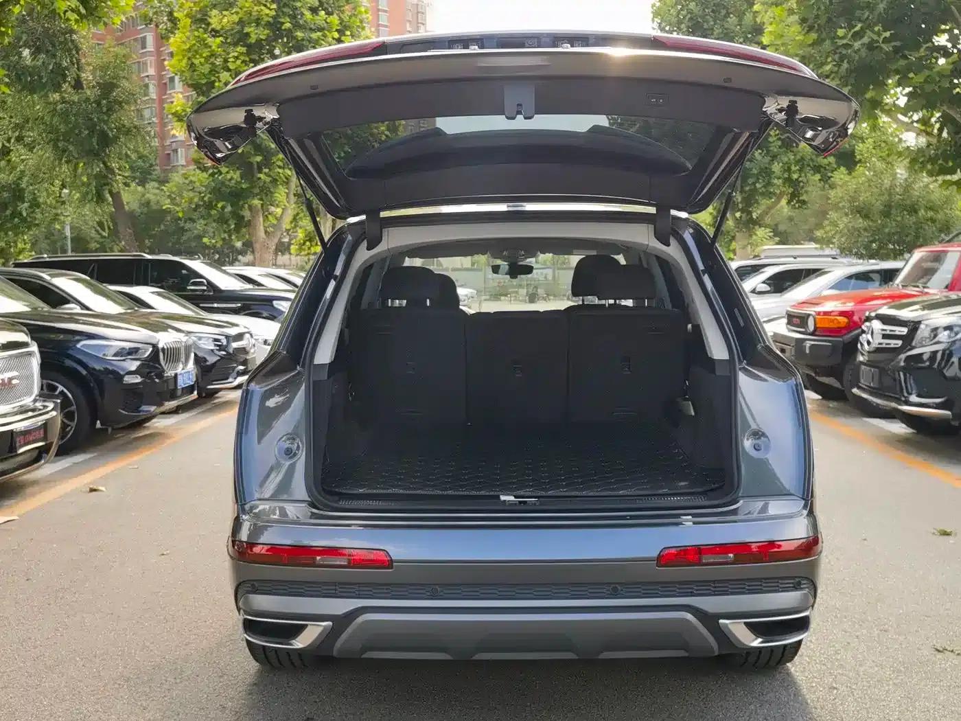 Audi Q7 2020 55 TFSI quattro S line Sport — миниатюра 13