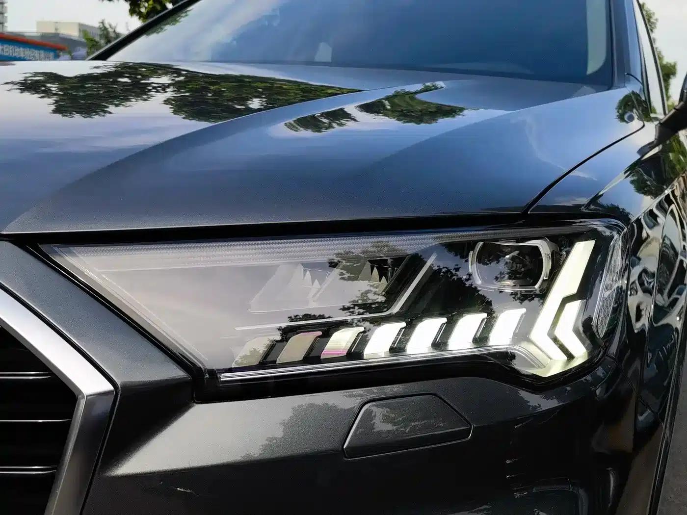 Audi Q7 2020 55 TFSI quattro S line Sport — миниатюра 17