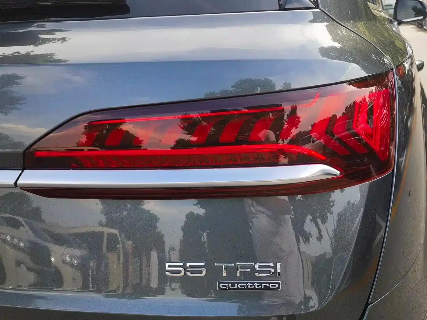 Audi Q7 2020 55 TFSI quattro S line Sport — миниатюра 18