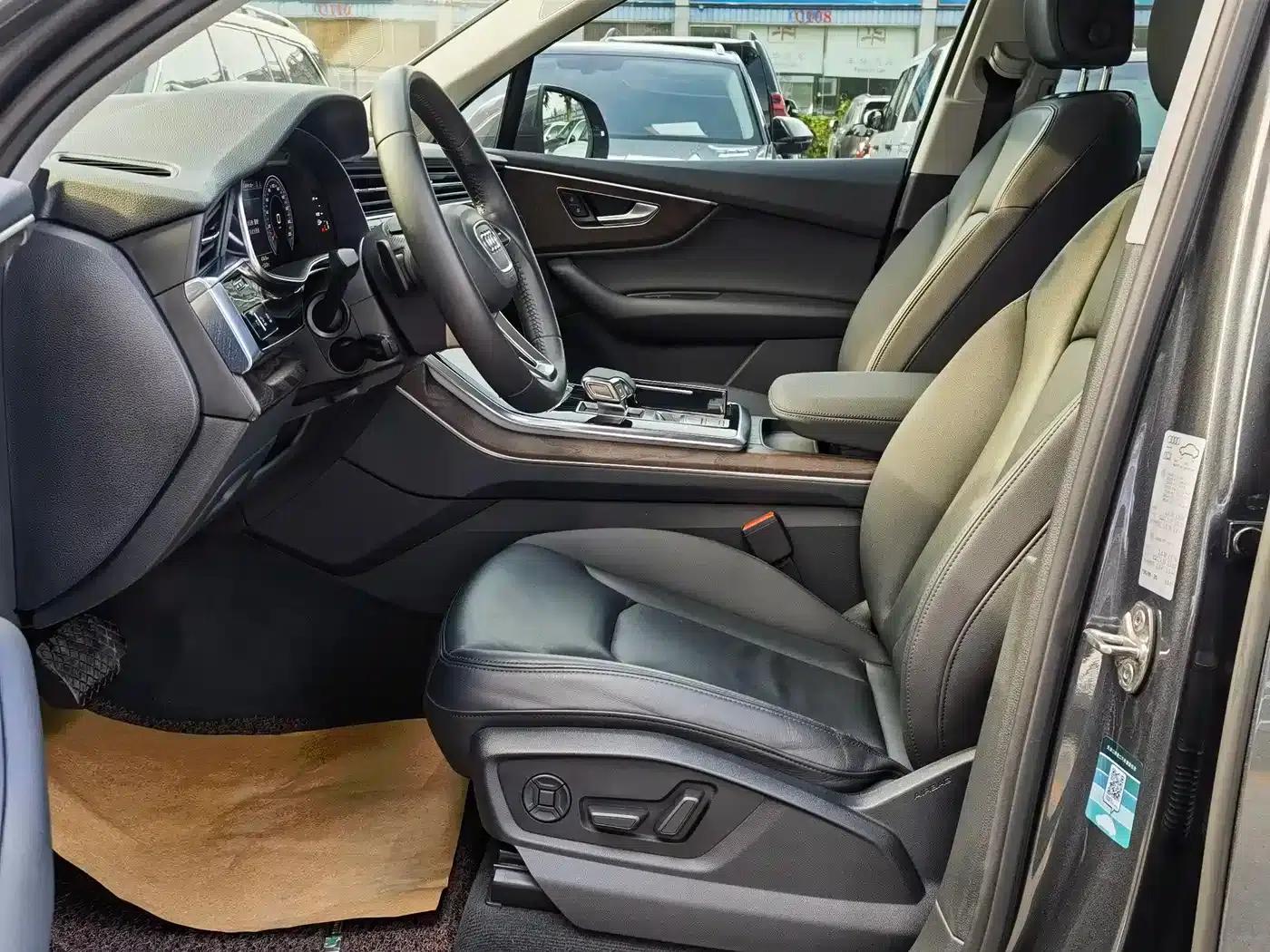 Audi Q7 2020 55 TFSI quattro S line Sport — миниатюра 5