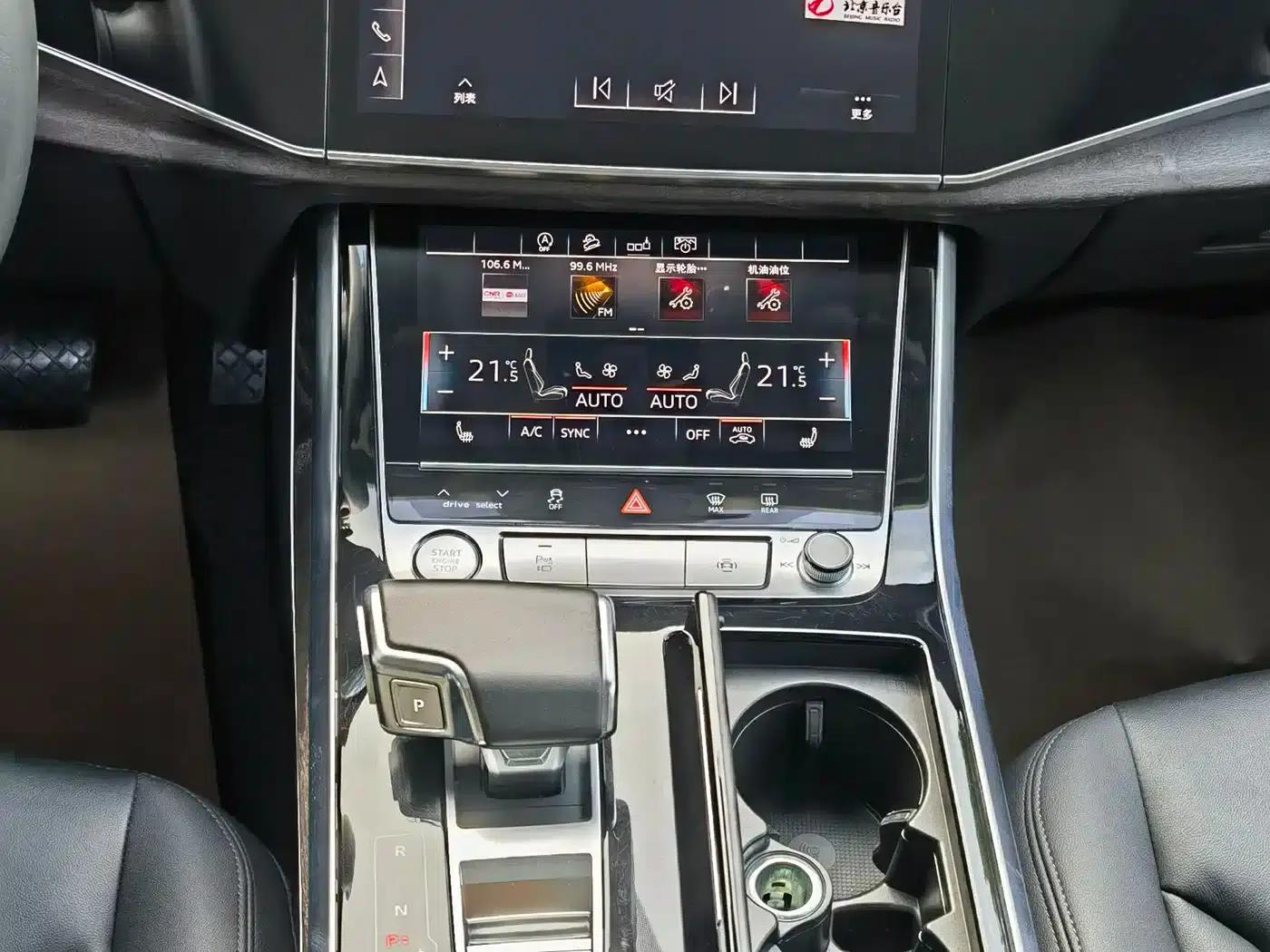 Audi Q7 2020 55 TFSI quattro S line Sport — миниатюра 8