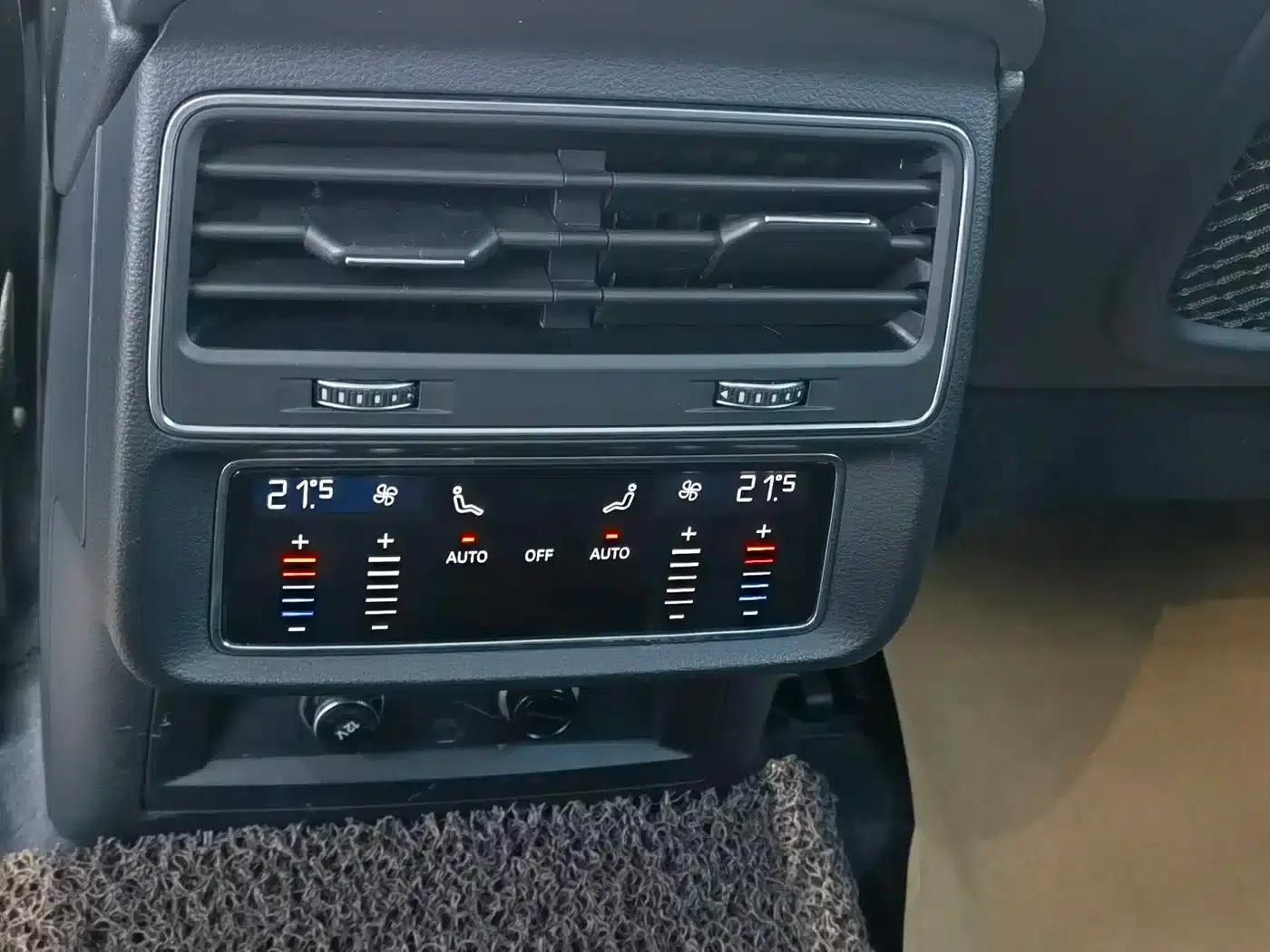 Audi Q7 2020 55 TFSI quattro S line Sport — миниатюра 10