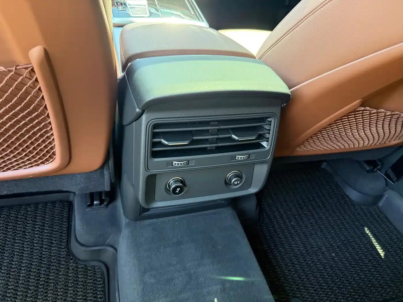 Audi Q7 2023 45 TFSI quattro S line Sport — миниатюра 16