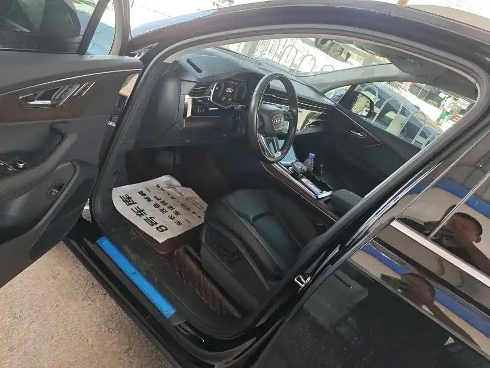 Audi Q7 2023 55 TFSI quattro S line Sport — миниатюра 3