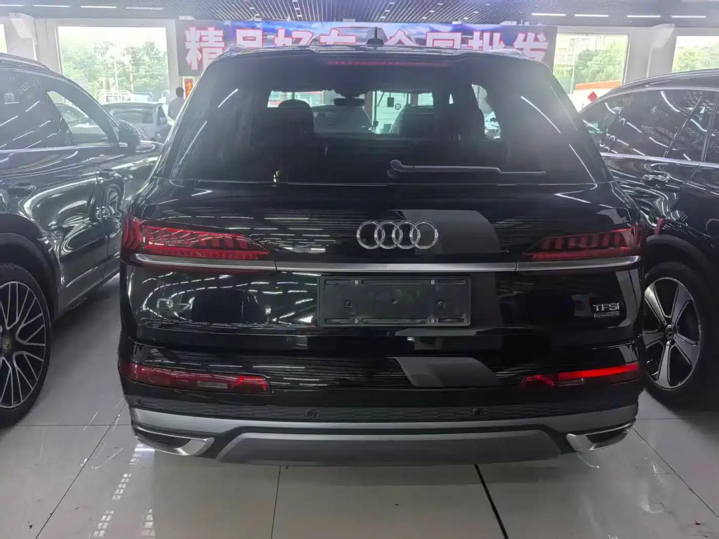 Audi Q7 2023 45 TFSI quattro S line Sport — миниатюра 3