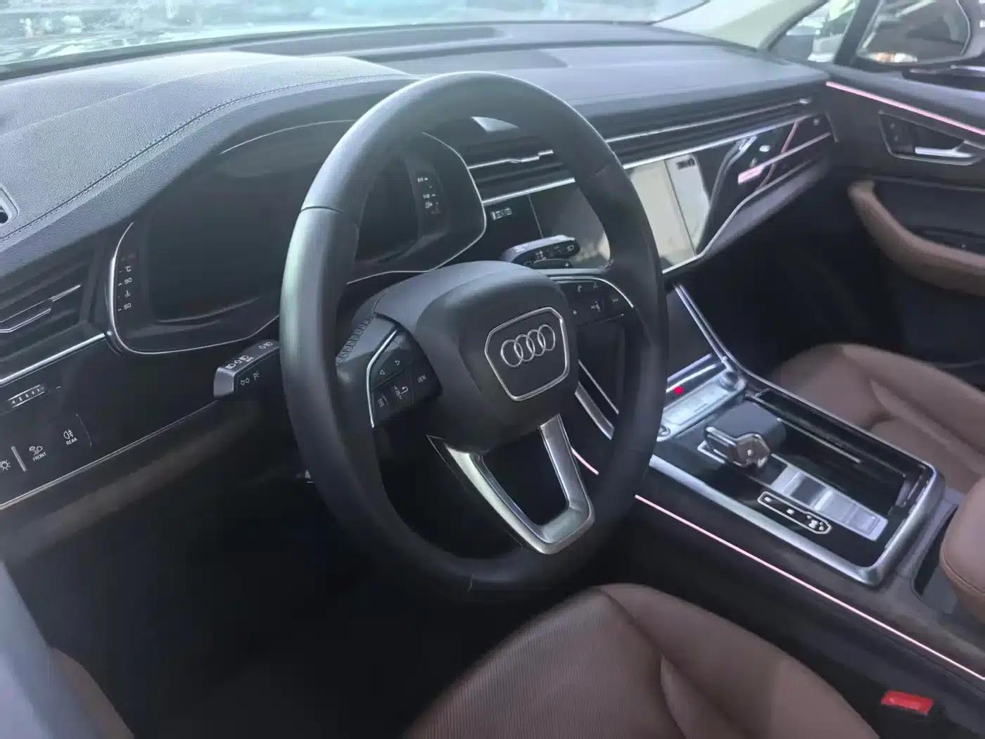 Audi Q7 2023 45 TFSI quattro S line Sport — миниатюра 8